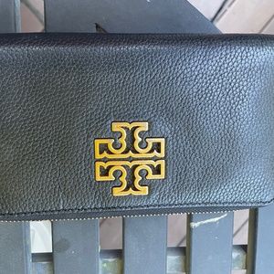 Tory Burch wallet
